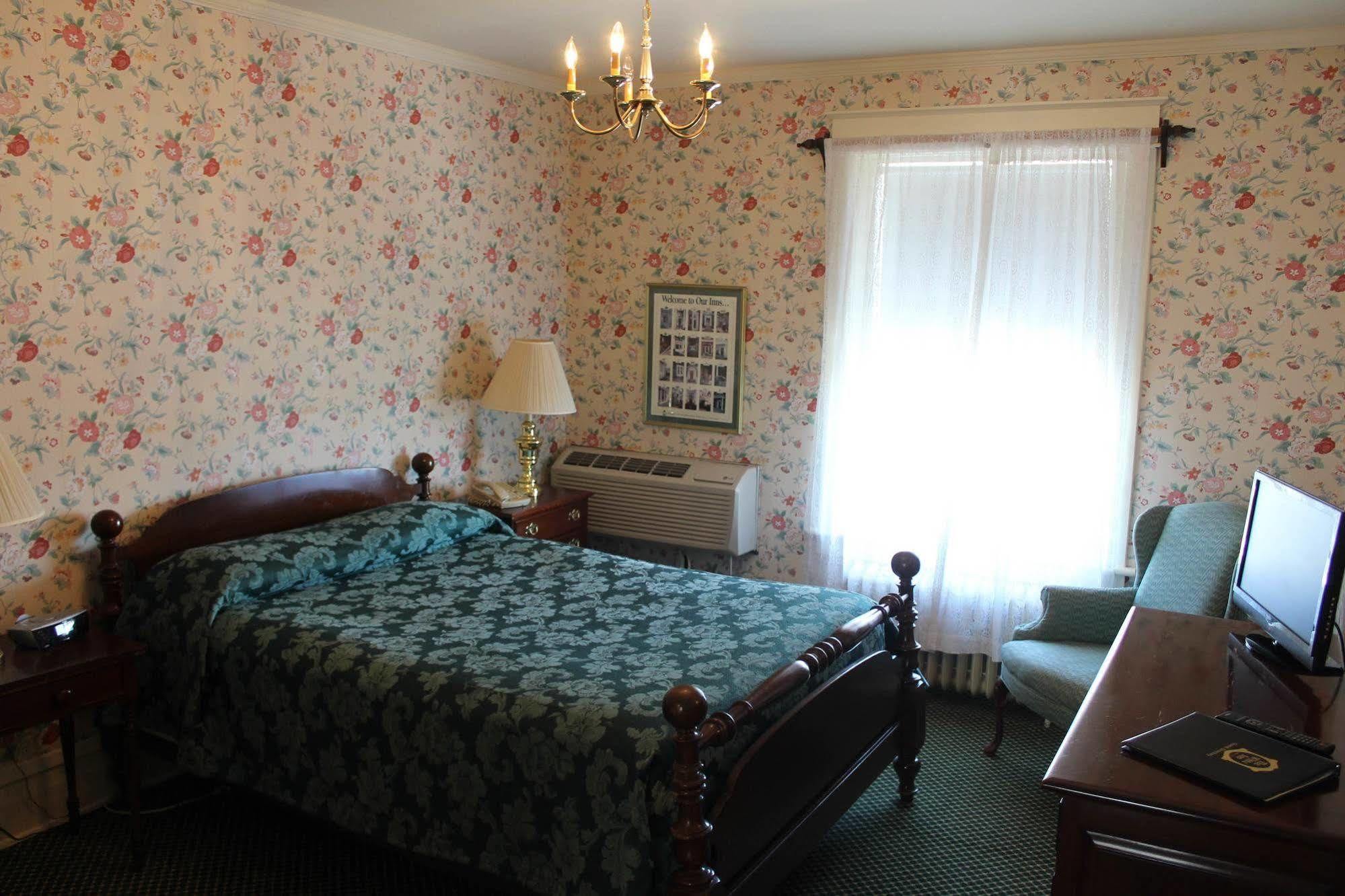 White Inn Fredonia Extérieur photo