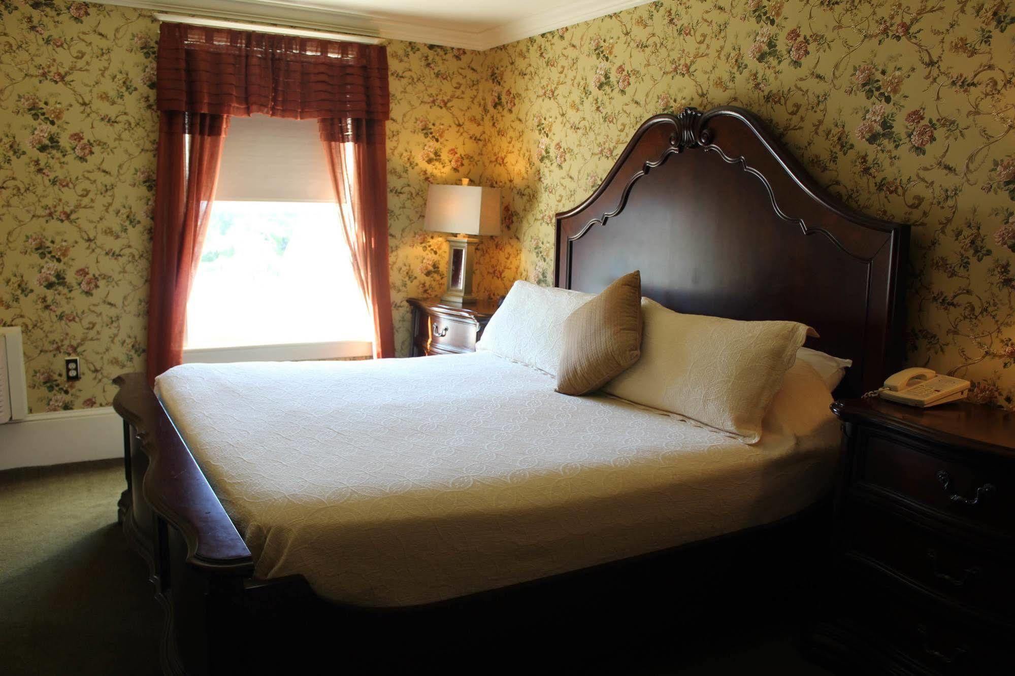 White Inn Fredonia Extérieur photo