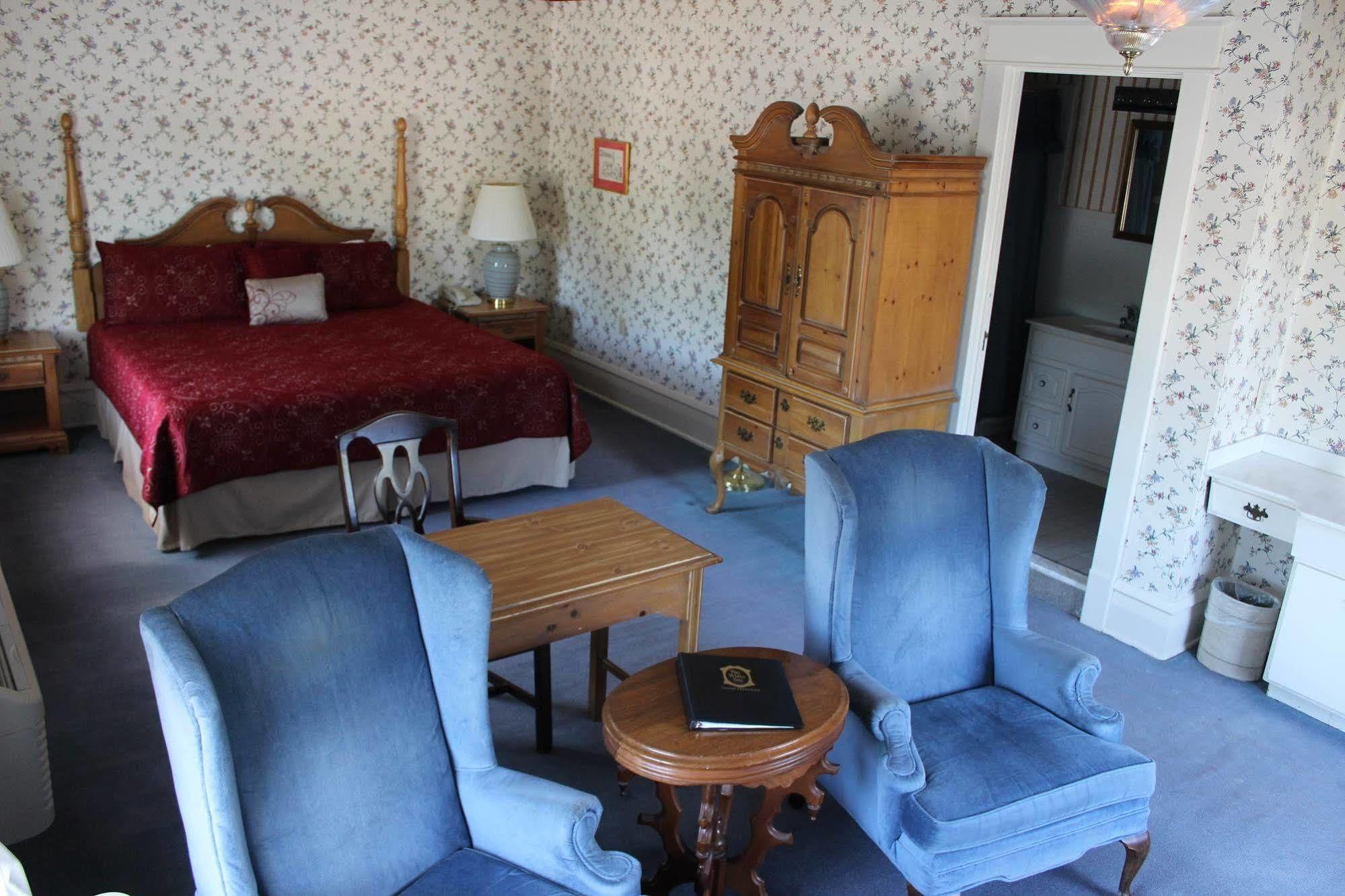 White Inn Fredonia Extérieur photo